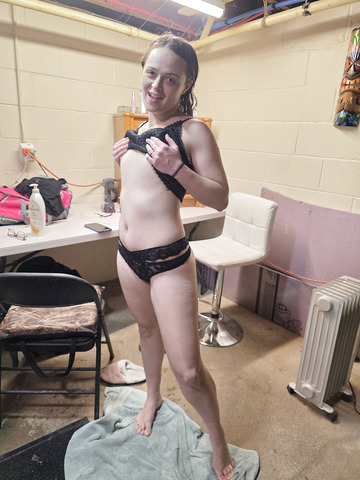 Hot Ass Brunette Milf Wife poses sexy as fuck