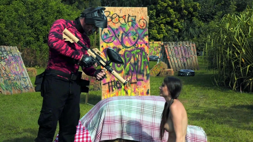 Paintball Porn Tube - Angelina Diamanti is sucking paintball player's cock