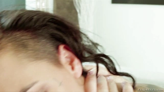 Amia Miley shakes her ass on the hard rod