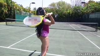 Kiara Mia letting her big tits bounce around the tennis court