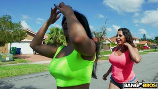 Rose Monroe and Julianna Vega show off their big asses outdoors