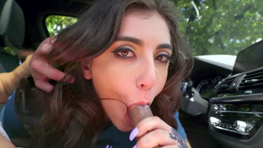 852px x 480px - Teen Jezebeth gives nice blowjob in the car