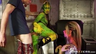 Green-skinned alien Tiffany Doll and Eva Parcker get fucked on the spaceship