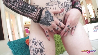 Tattooed Chloe Carter is sucking two cocks and licking balls