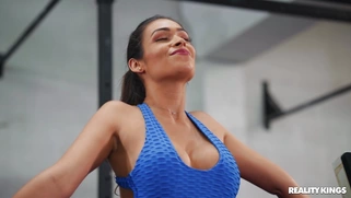 Katana Kombat is sucking cock and licking balls in the gym