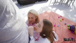 Alice Merchesi and Sadie Hartz are sucking the thick dick outdoors
