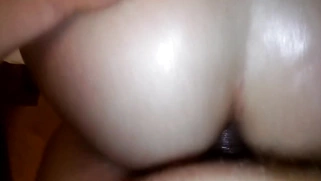 Wife gets a creampie