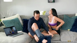 Sofi Ryan is sucking Justin Hunt's cock