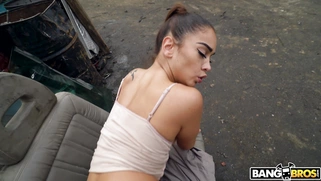Ginebra Bellucci gets her ass fucked doggystyle outdoors
