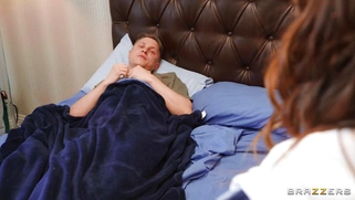 Alexis Fawx gives nice blowjob to Alex Mack