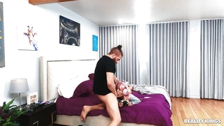 Paisley Paige gives nice blowjob to Xander Corvus