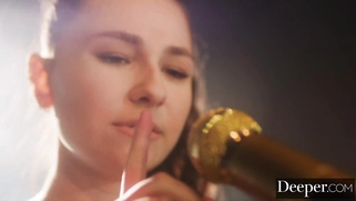 19yo Liz Jordan reveals all of her darkest fantasies to her boss