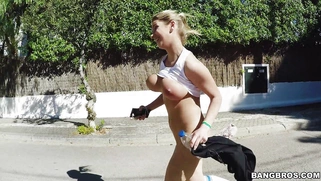 Katerina went for a run, so that she could show off her bouncy melons