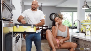 Carmela Clutch gets her pussy licked by Jmac in the kitchen