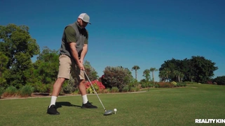 Golf player Gia OhMy flashes her tits and ass outdoors