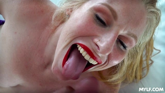 Alexxa Starr gets cumshot on her tongue in POV