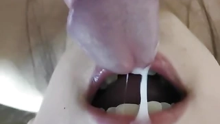 i cum in her mouth  - 2