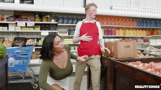 Ashlyn Peaks is sucking Jimmy Michaels' cock in the store