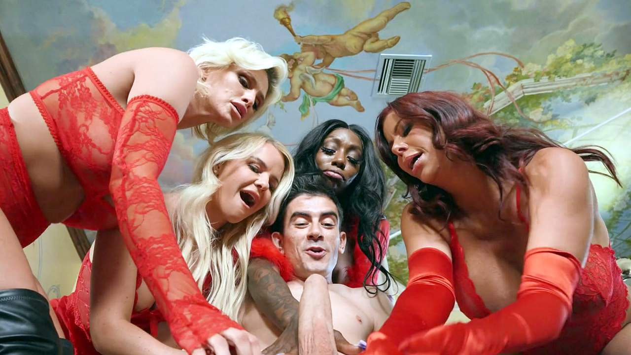 Sex Jordi To Alexis - Alexis Fawx, Ebony Mystique, Vic Marie, Charli Phoenix and Jordi - Porn  Movies - 3Movs