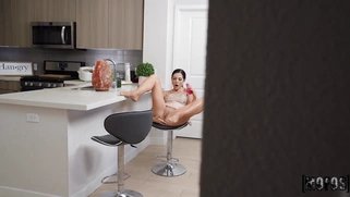 Theodora Day is dildoing her ass on the bar stool