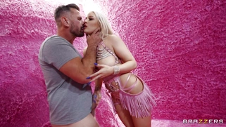 Kylie Page is sucking Manuel Ferrara's big cock