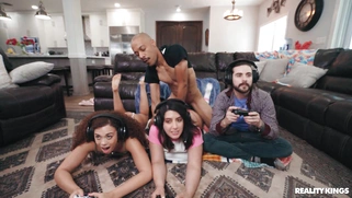 Willow Ryder and Sarah Arabic get fucked playing video games