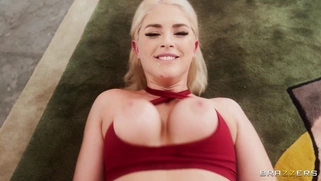 Busty Riley Reign gets shaved pussy nailed in missionary