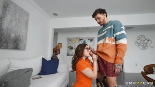 Leana Lovings on her knees gives blowjob to Apollo Banks