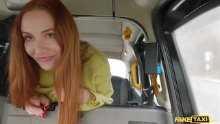 MILF Eva Berger shows off her pussy on the backseat