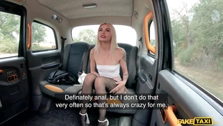 Luna Wolf got picked up in the Fake Taxi