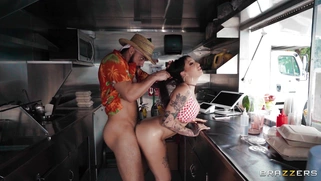 Anna Chambers gets fucked standing in the food truck