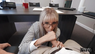 Katee V wearing glasses is sucking cock in POV