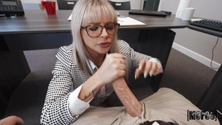 Katee V wearing glasses is sucking cock in POV