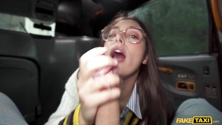 Shelena is sucking cock on the backseat