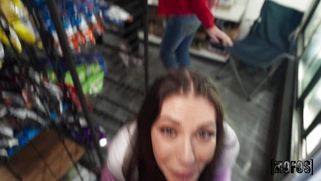 MILF Brenna McKenna is sucking cock in POV