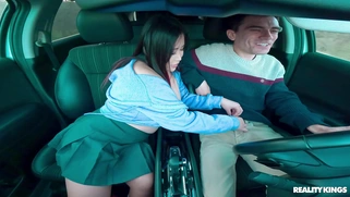 Mion Hazuki is sucking cock on the driver's seat