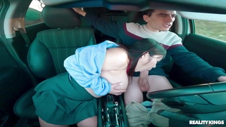 Mion Hazuki is sucking cock on the driver's seat