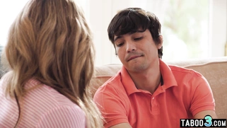 Stepson wants to get MILF stepmoms pussy