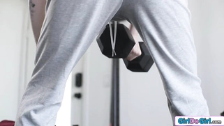 I like the smell of my tomboy gfs sweat