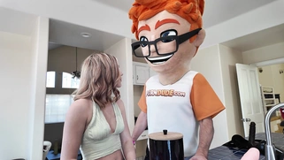 Becky Summer’s Handjob and Toy Play Steal the Show