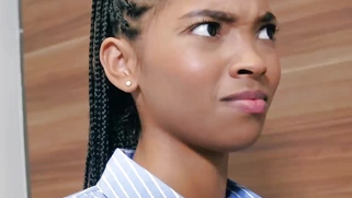 Ebony babe face sitting Barbie Rous