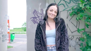 The Dreams of a Sweet Teen Come True