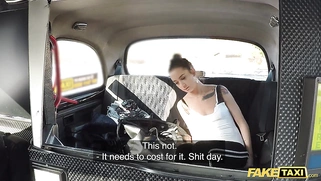 FAKE TAXI FREYA'S PUSSY WAS FILLED IN A BROKEN-DOWN CAR