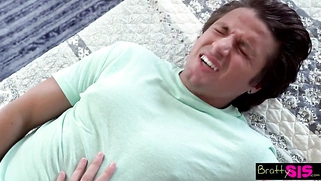 Сводный брат «Я просто буду все время пялиться на твои сиськи и киску» С16:Э1