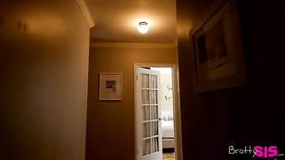 Step Sister Wants To Fuck While Boyfriend Talks On Phone!