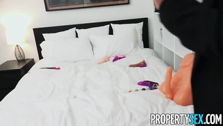 PropertySex Real Estate Agent Gets Aroused and Makes Sex Tape with Client