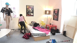 Mom Petite Thai maid shocks man of the house with sex in his bedroom