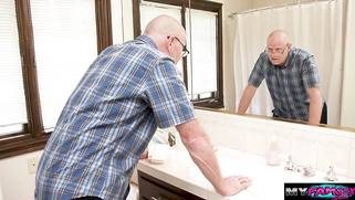 Watching my slut stepdaughter banged by her date