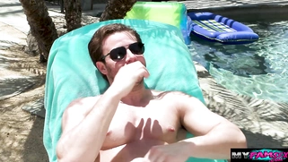 Letting my stepdad bangs my ass for the first time