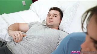 Fuck yeah, I'm gonna make you sweat, stepsis!